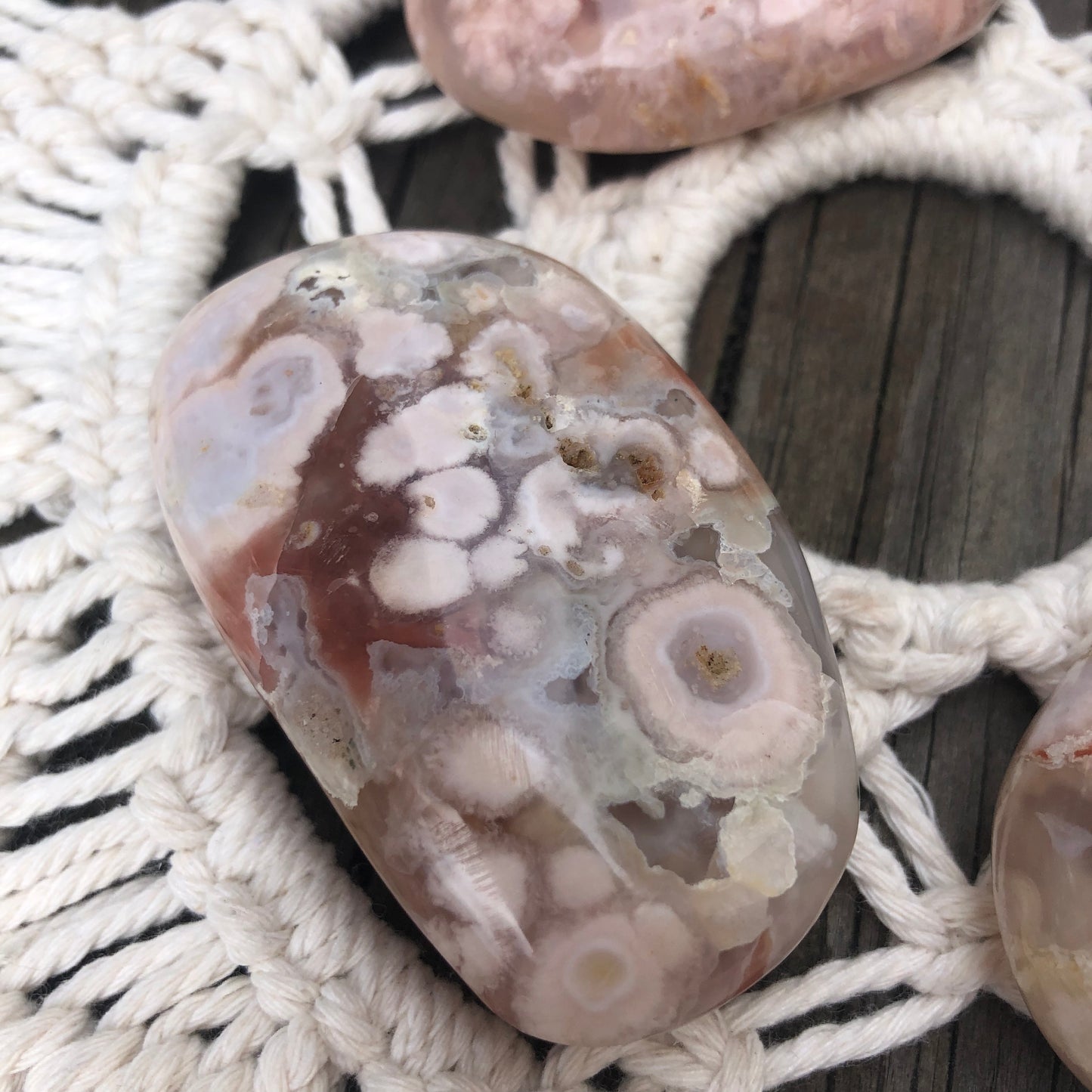 Flower Agate Palm Stone